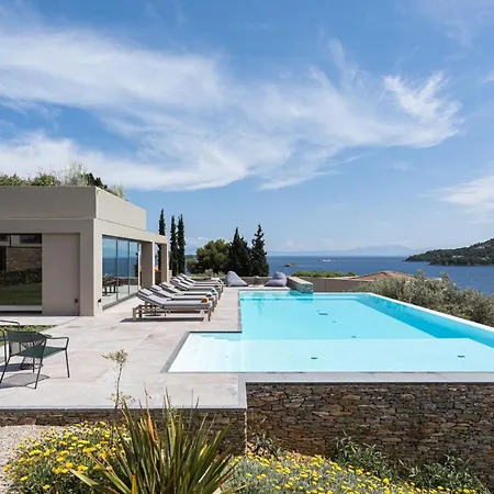 Pelagoon Skiathos * Ahladiész