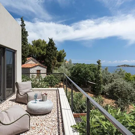 Pelagoon Skiathos * Ahladiész