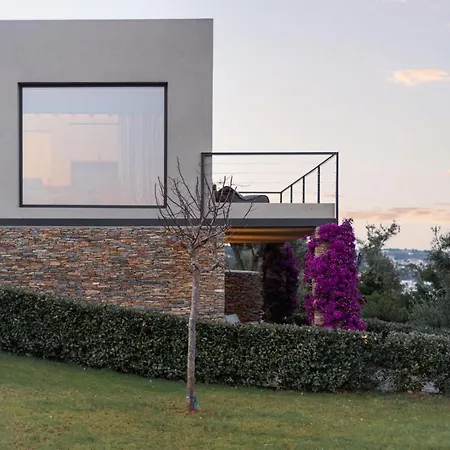 Pelagoon Skiathos * Achladies (Skiathos)