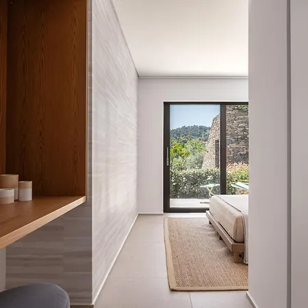 Pelagoon Skiathos * Achladies (Skiathos)